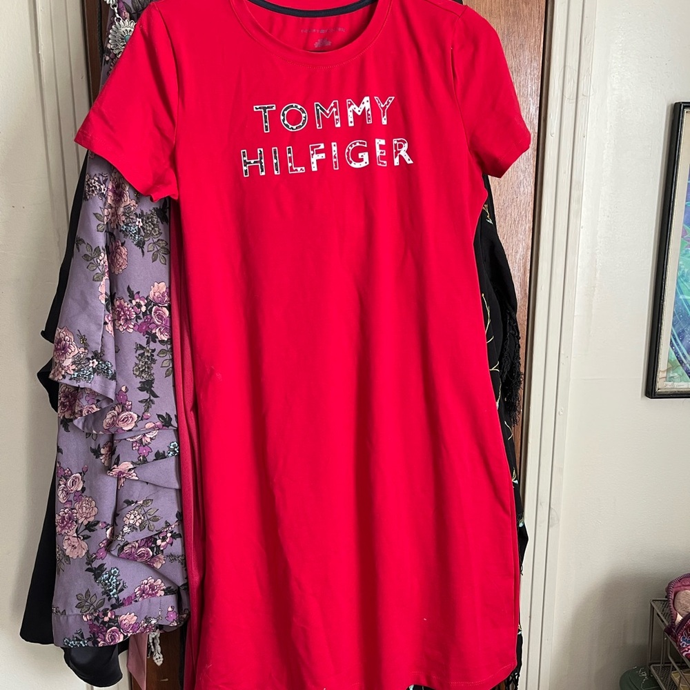 🩷🧡💛3/$30🩷🧡💛Tommy Hilfiger Red T-Shirt Dress